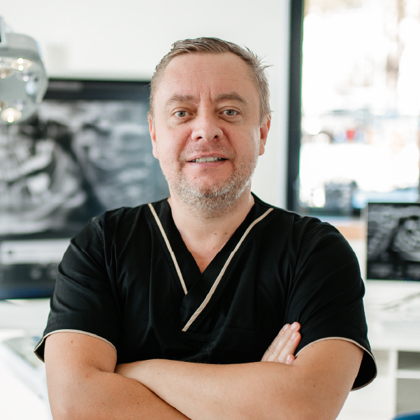 Dr. Ovidiu Lungu