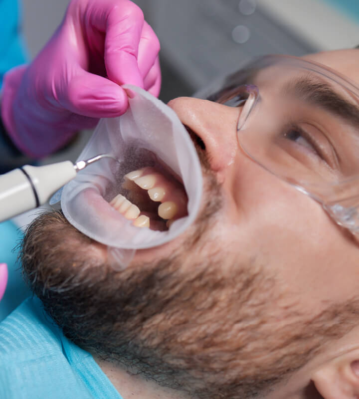 Tratament Parodontoză - Sănătatea gingiilor tale este esențială